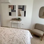 Apartment Modern Beachfront 2 Bdrm , Incredible Views Estepona