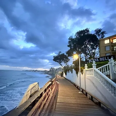 Modern Beachfront 2 Bdrm , Incredible Views Daire Estepona