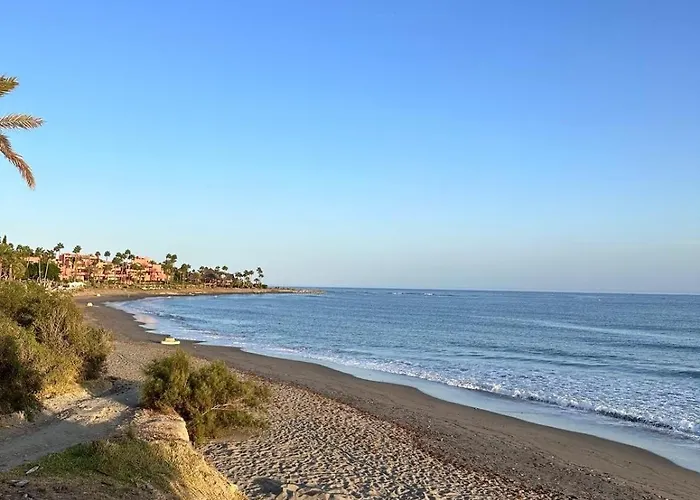 Lejlighed Modern Beachfront 2 Bdrm , Incredible Views *